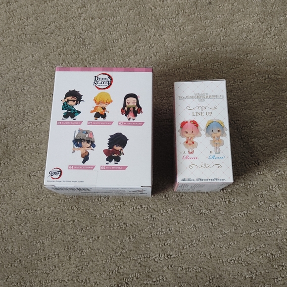 Chibi Anime Figure Bundle - Picture 3 of 7